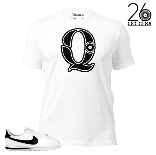 Black and White Letter Q T-Shirt